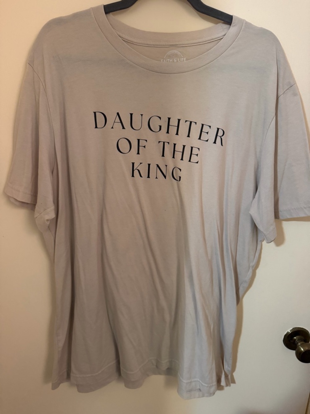 'Daughter of the King' Womens Tee - Light Gray